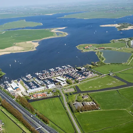 Westergeest 2 By Interhome Feriepark