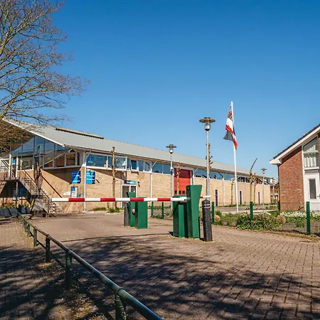 Parque de vacaciones Westergeest 2 By Interhome